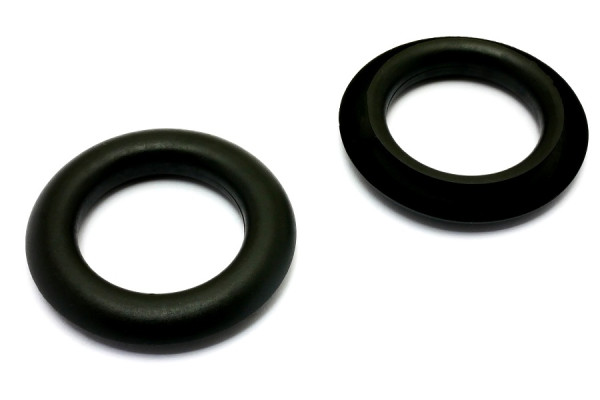 Sõrmeaugu rõngad, plastist, mustad